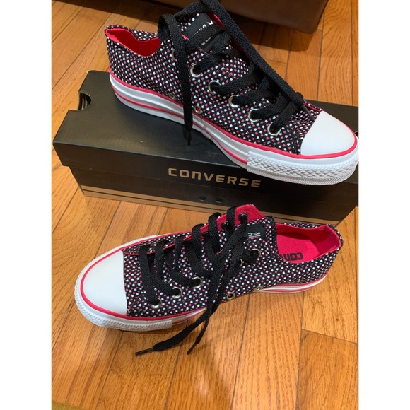 converse sneakers new